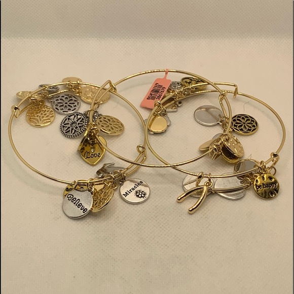 SET OF 3 BANGLES WITH INSPIRATIONAL CHARMS - Picture 2 of 8